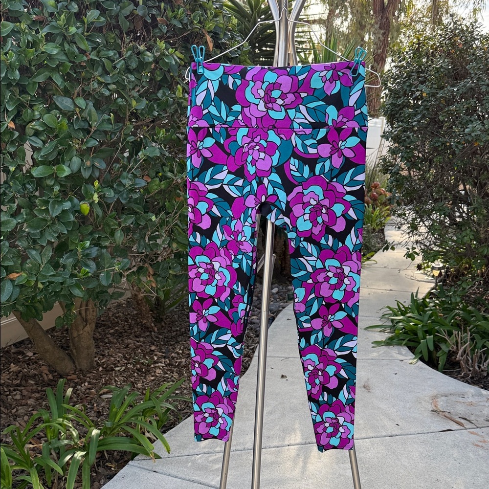 K-DEER Vibrant Floral Leggings - Purple and Blue